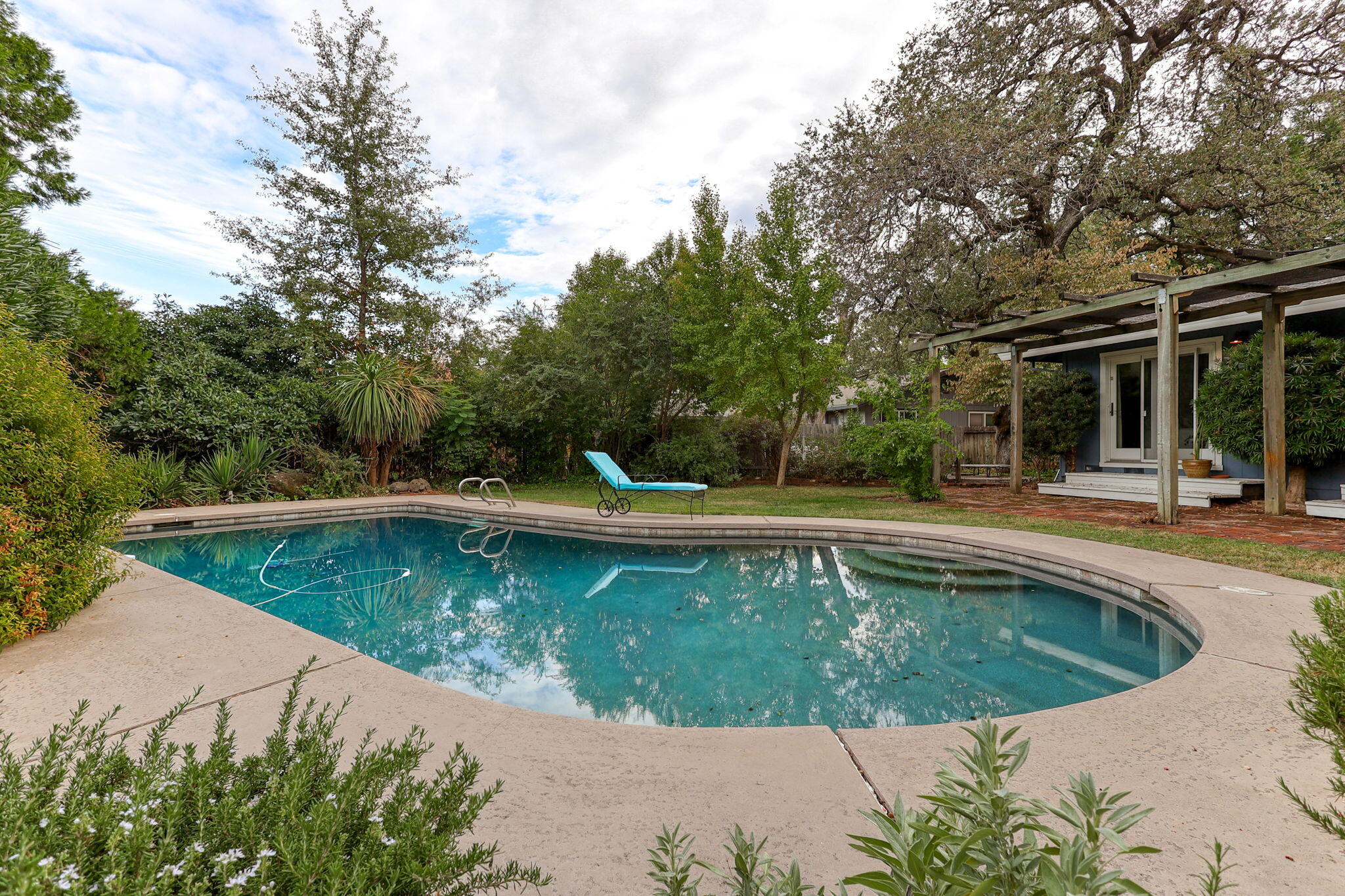 7077 Riata Drive Redding, CA 96002 - Photo 51 of 81 83-web-or-mls-IMG_0619