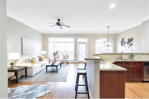 $3,500 | 5408 Glenridge Cove Northeast, Sandy Springs, GA 30342