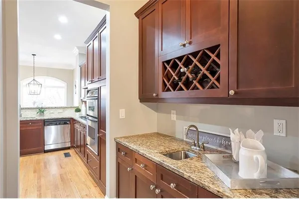 $3,500 | 5408 Glenridge Cove Northeast, Sandy Springs, GA 30342