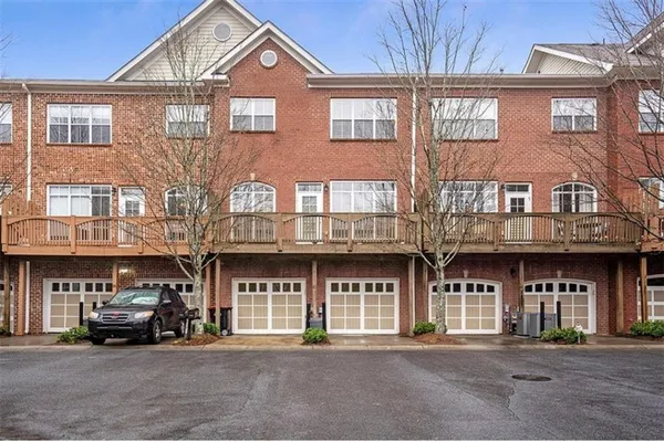 $3,500 | 5408 Glenridge Cove Northeast, Sandy Springs, GA 30342