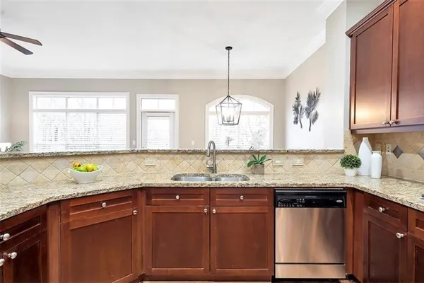 $3,500 | 5408 Glenridge Cove Northeast, Sandy Springs, GA 30342