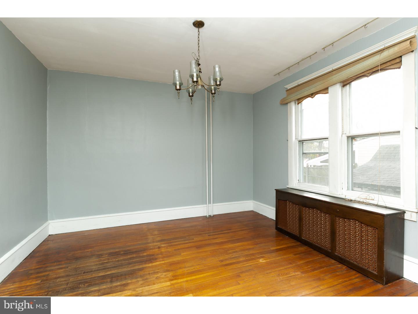 116 Henry Street Riverside, NJ 08075 - Photo 8 of 25 Dining Room