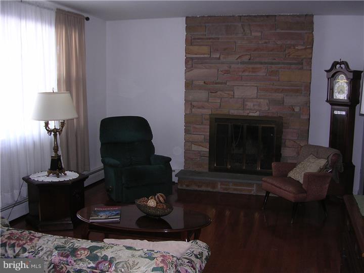 1925 Rickert Road Perkasie, PA 18944 - Photo 2 of 17 Living Room