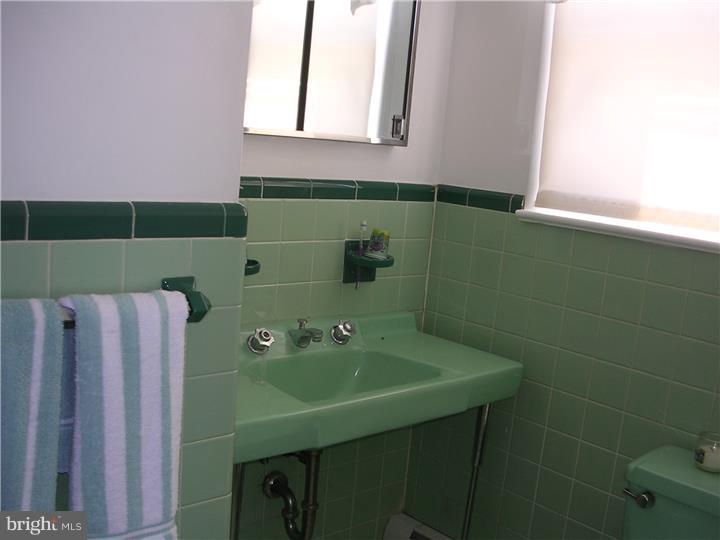 1925 Rickert Road Perkasie, PA 18944 - Photo 9 of 17 Master Bathroom