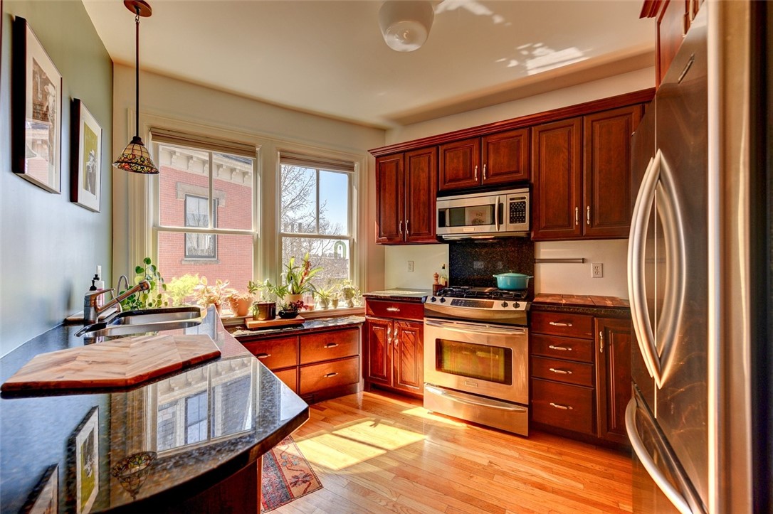 384 Benefit Street, Unit 2 Providence, RI 02903 - Photo 20 of 43