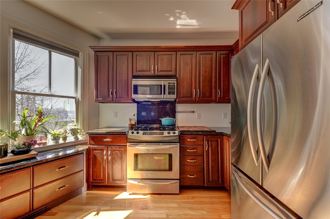 384 Benefit Street, Unit 2 Providence, RI 02903 - Photo 21 of 43