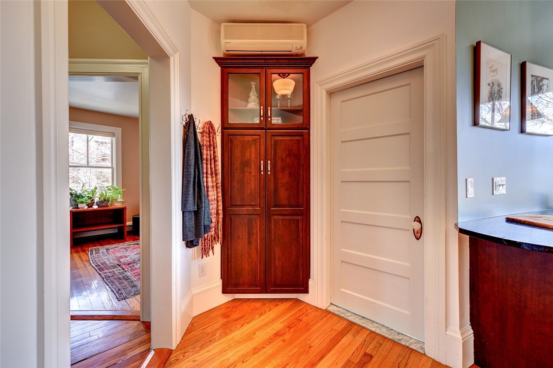 384 Benefit Street, Unit 2 Providence, RI 02903 - Photo 25 of 43