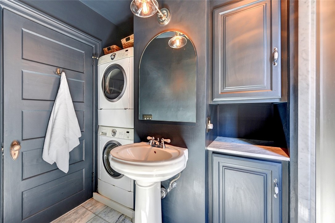 384 Benefit Street, Unit 2 Providence, RI 02903 - Photo 28 of 43