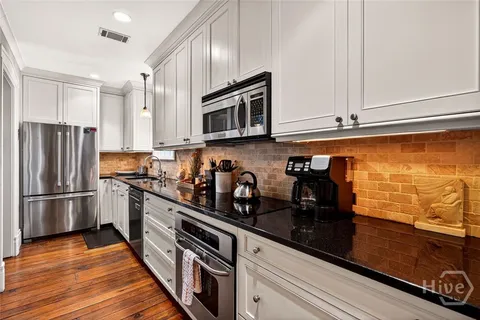 $1,998,000 | 208 East Liberty, Savannah, GA 31401