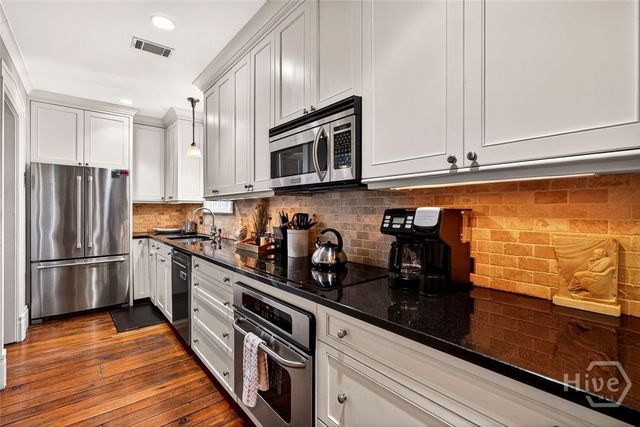 $1,998,000 | 208 East Liberty, Savannah, GA 31401