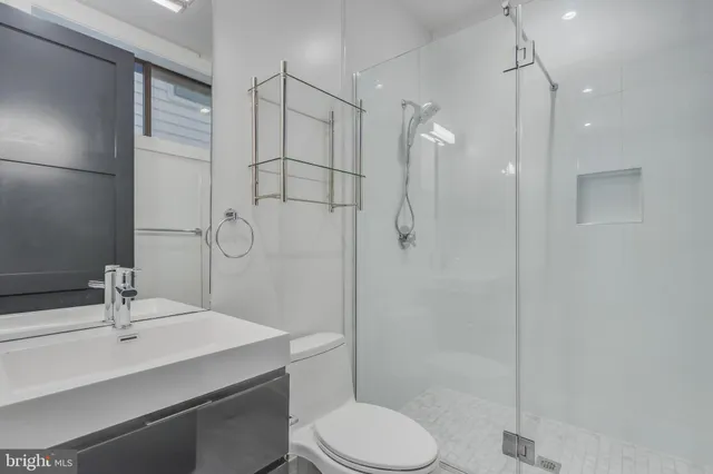 $595,000 | 820 Kennedy Street Northwest, Unit 4, Washington, DC 20011