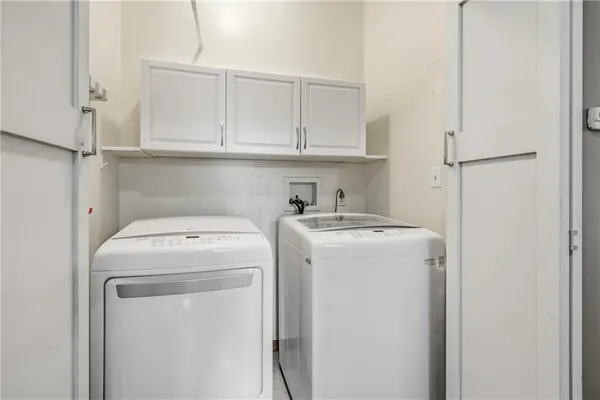 $249,000 | 6 Golfwood Drive, Hermitage, PA 16148