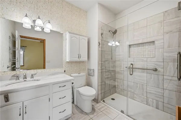 $249,000 | 6 Golfwood Drive, Hermitage, PA 16148