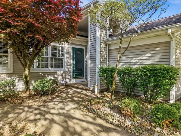 $249,000 | 6 Golfwood Drive, Hermitage, PA 16148