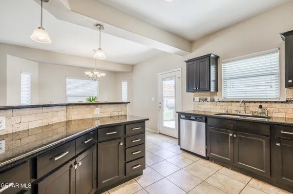 $280,000 | 380 Isaias Avenue, Canutillo, TX 79835