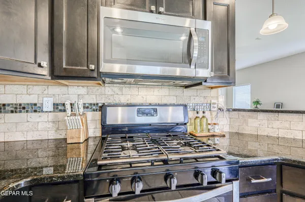 $280,000 | 380 Isaias Avenue, Canutillo, TX 79835