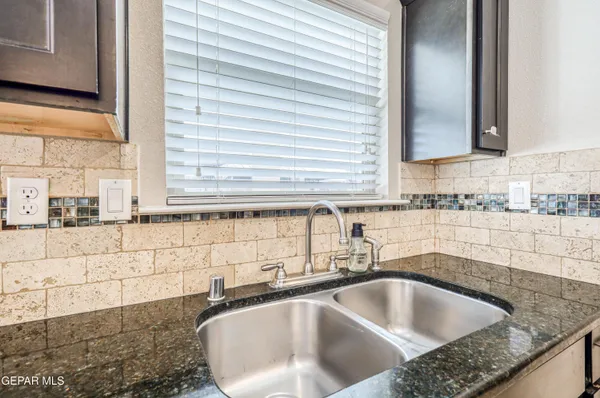 $280,000 | 380 Isaias Avenue, Canutillo, TX 79835