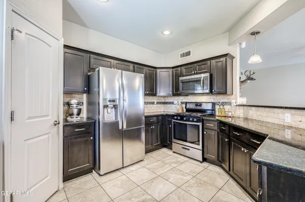 $280,000 | 380 Isaias Avenue, Canutillo, TX 79835