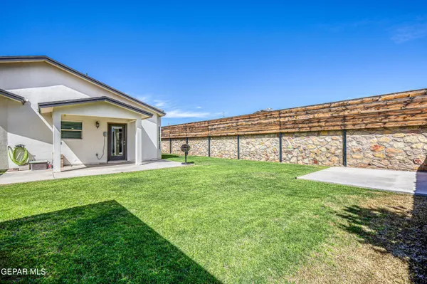 $280,000 | 380 Isaias Avenue, Canutillo, TX 79835