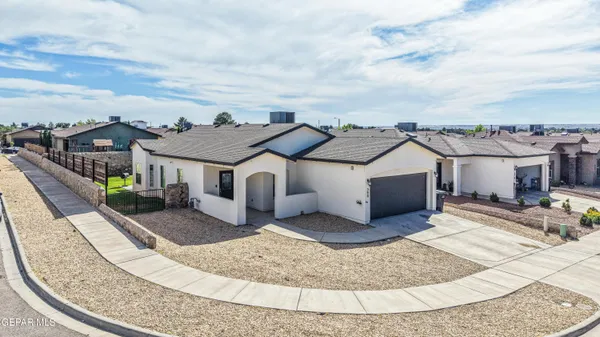 $280,000 | 380 Isaias Avenue, Canutillo, TX 79835