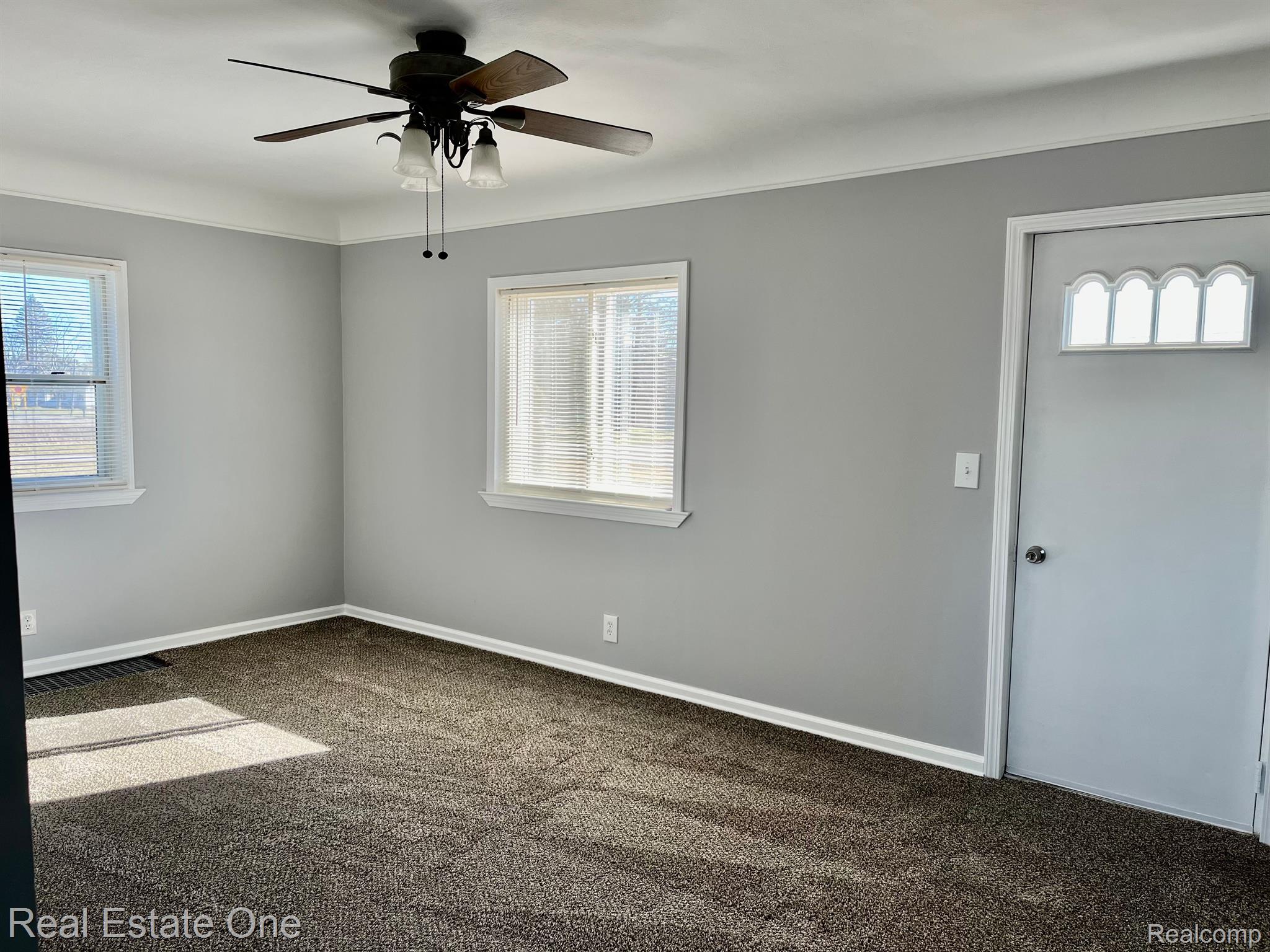 5588 Davison Road Lapeer, MI 48446 - Photo 10 of 39 Gallery Image 10