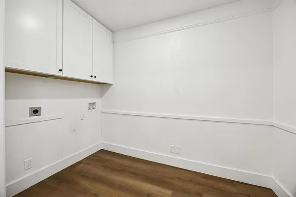 $330,000 | 808 Lee Drive, Bedford, TX 76022