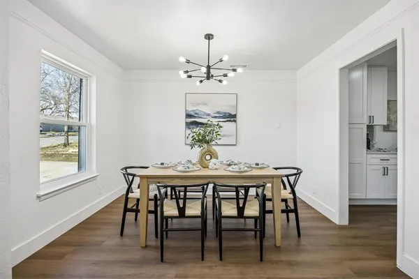 $330,000 | 808 Lee Drive, Bedford, TX 76022