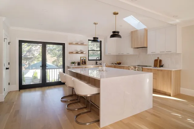 $2,375,000 | 133 Fayerweather Street, Cambridge, MA 02138