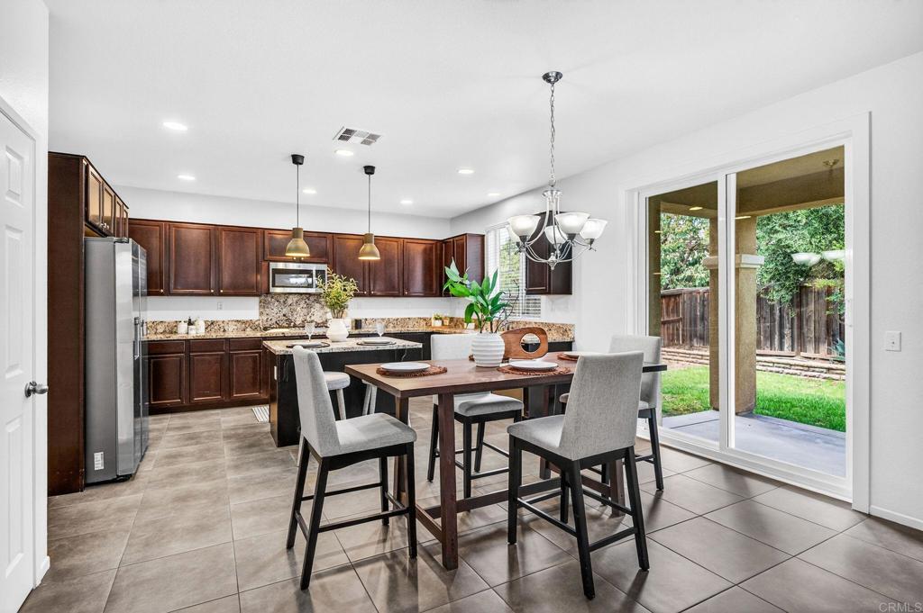 46755 Peach Tree Street Temecula, CA 92592 - Photo 9 of 40