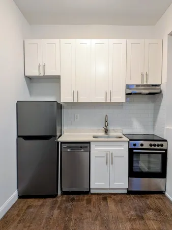 $7,500 | 454 West 22nd Street, Unit 1R | Chelsea