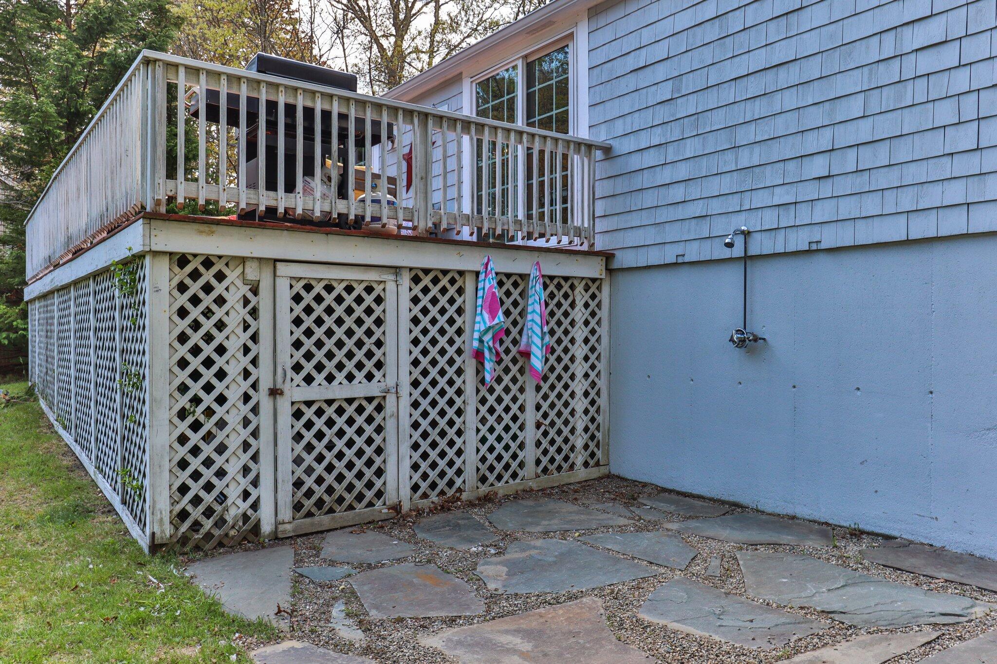 28 Swan Lake Road West Yarmouth, MA 02673 - Photo 41 of 44 a view of wooden fence