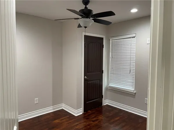 $1,800 | 3718 Niagara Street, Corpus Christi, TX 78416