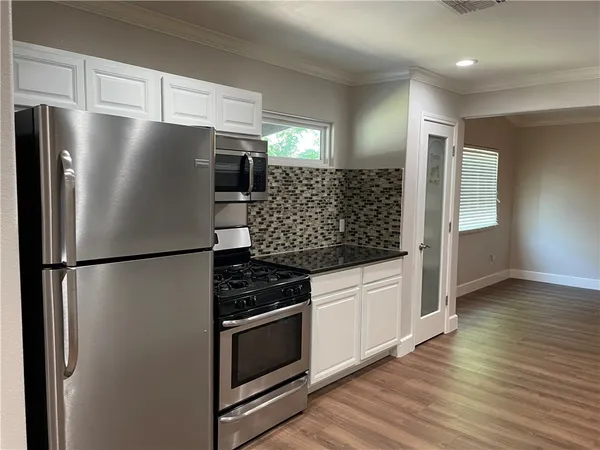 $1,800 | 3718 Niagara Street, Corpus Christi, TX 78416
