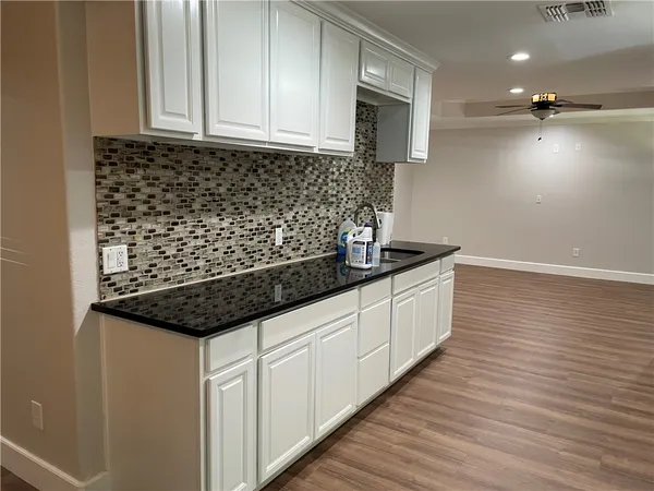 $1,800 | 3718 Niagara Street, Corpus Christi, TX 78416