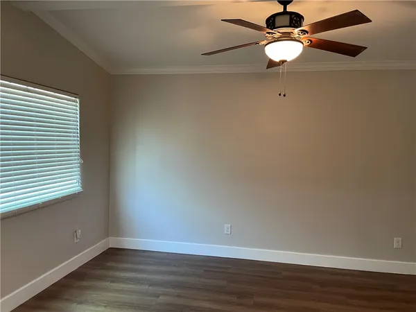 $1,800 | 3718 Niagara Street, Corpus Christi, TX 78416