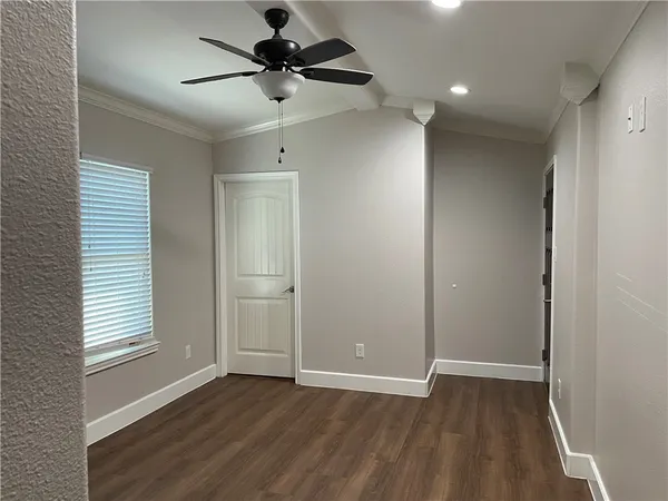 $1,800 | 3718 Niagara Street, Corpus Christi, TX 78416