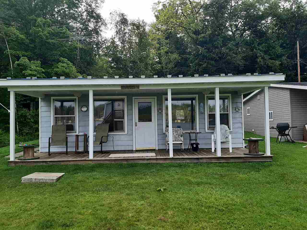 2834 Hayes Road Harrison, MI 48625 - Photo 1 of 40