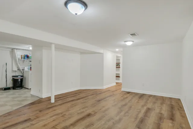 $380,000 | 358 Rye Road, Mundelein, IL 60060