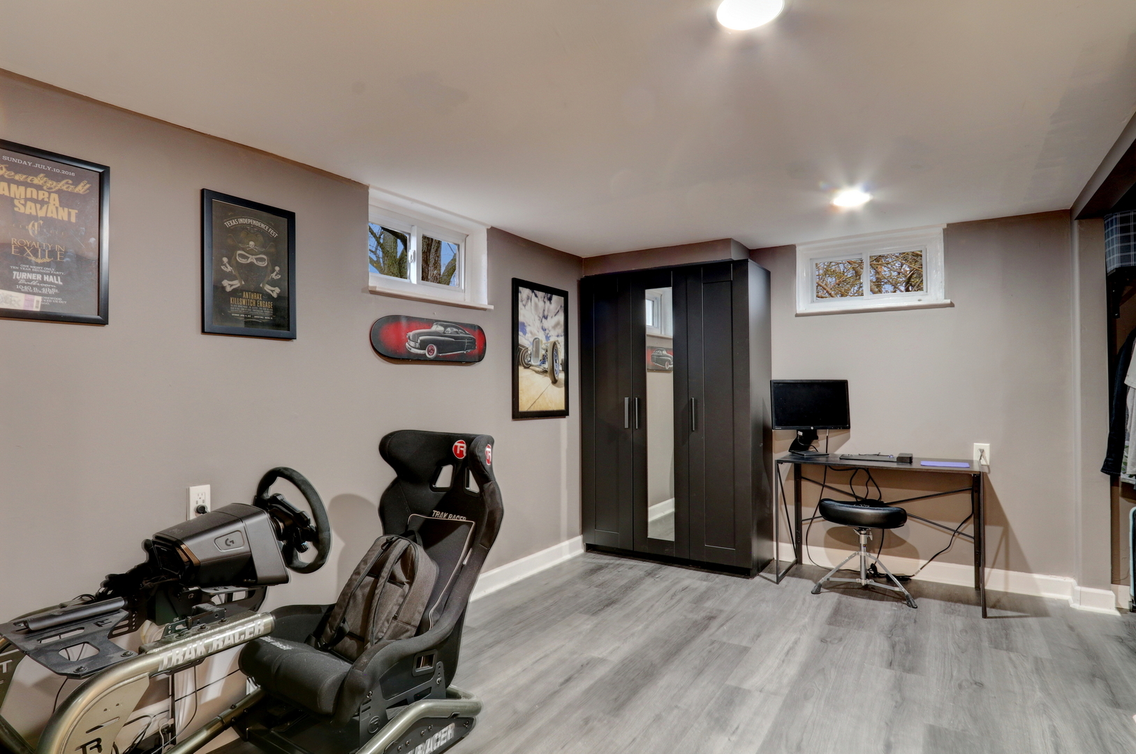 358 Rye Road Mundelein, IL 60060 - Photo 23 of 38 a view of workspace with wooden floor