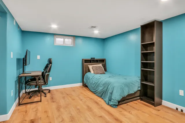 $380,000 | 358 Rye Road, Mundelein, IL 60060