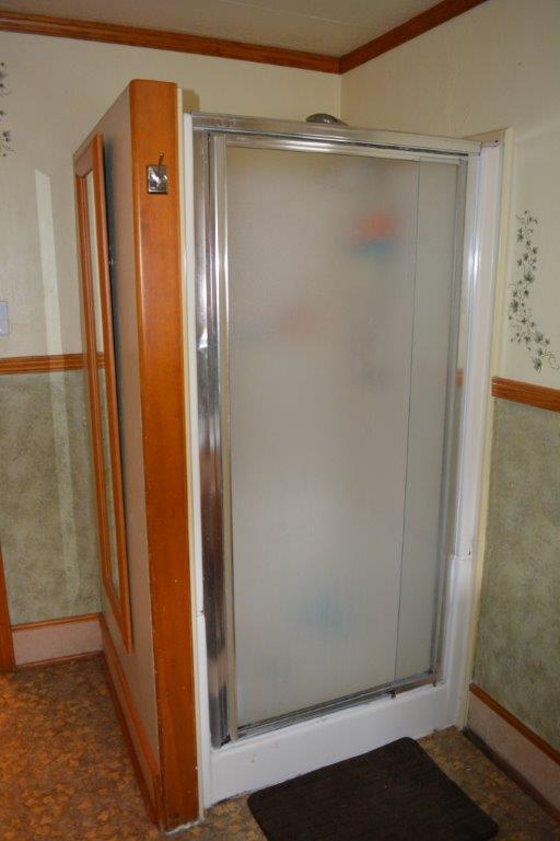 1372 Marsh Road Myrtletown, CA 95501 - Photo 8 of 24 Shower