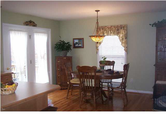 31 Brougham Road Palmyra, VA 22963 - Photo 8 of 9 a kitchen view with dining table and chairs