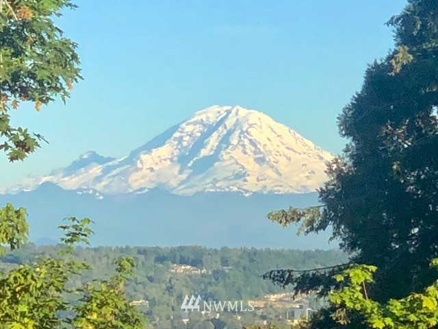 7003 South Langston Road Seattle, WA 98178 - Photo 1 of 35 Gallery Image 1