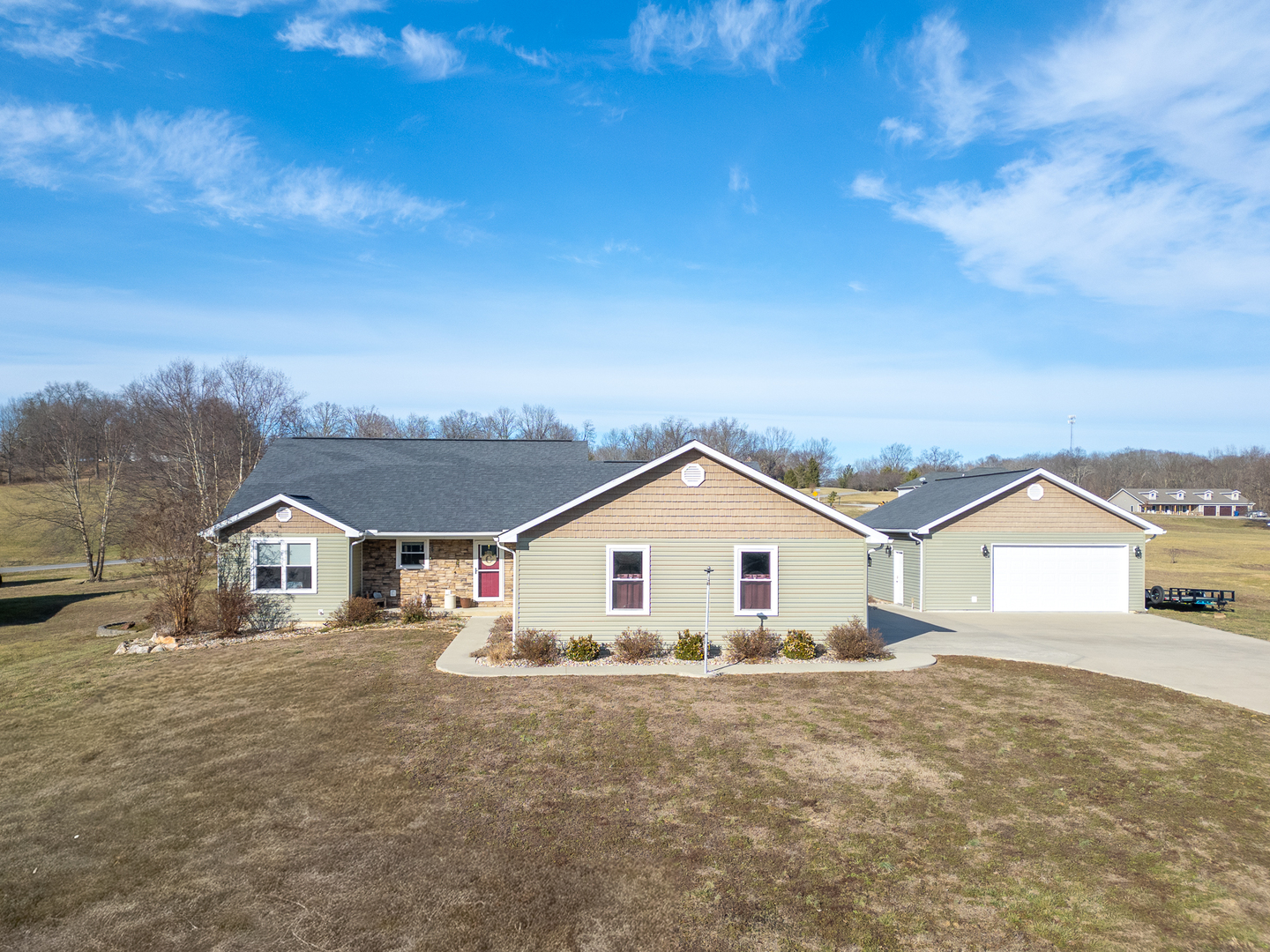 125 Old Bloomfield Road Vienna, IL 62995 - Photo 8 of 53 a view of a house with a outdoor space