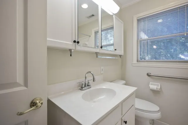 $222,500 | 1 Meadowcrest Trail, Orangeburg, SC 29115