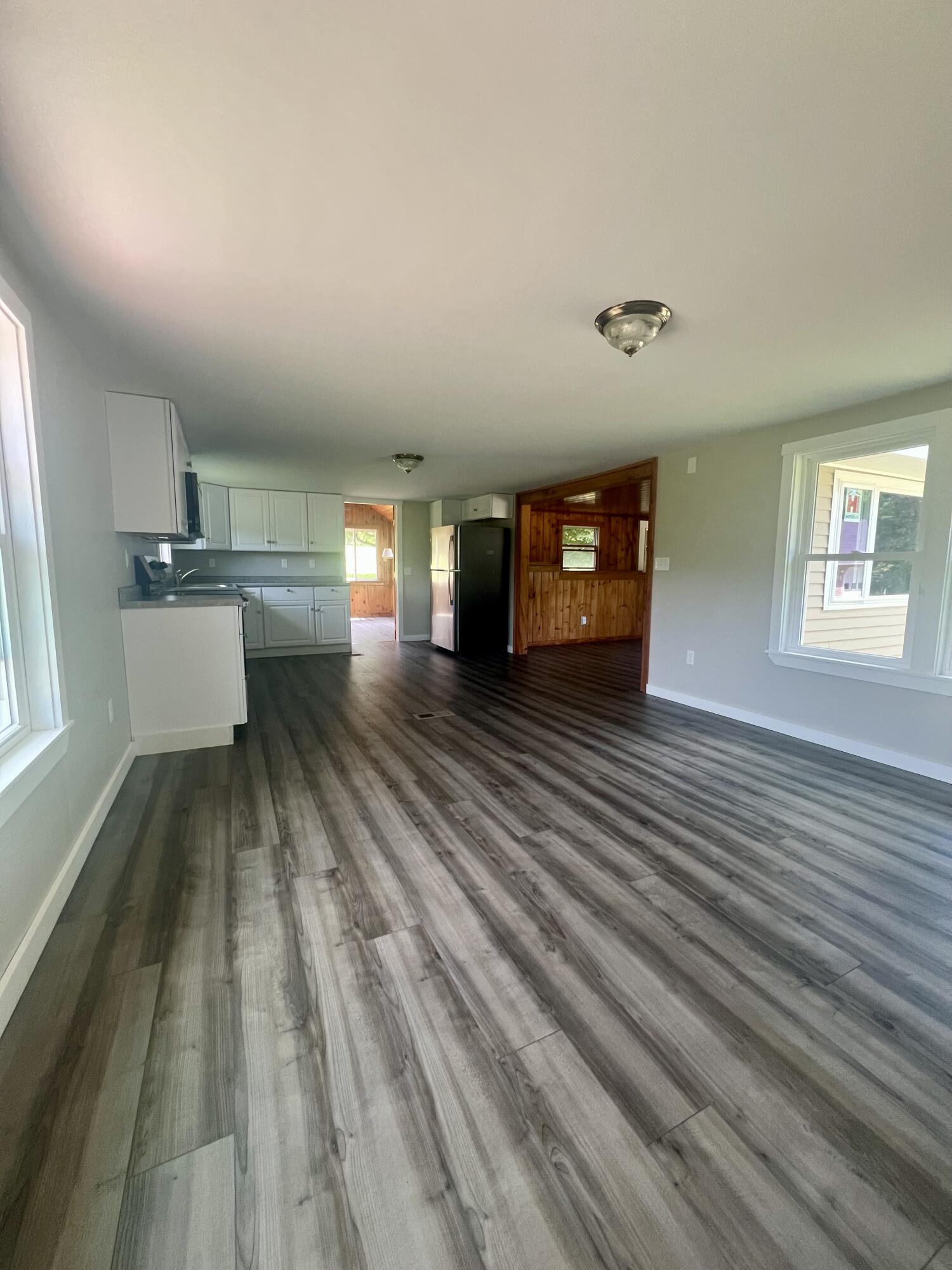 34 Cricket Lane Sebago, ME 04029 - Photo 17 of 30 Dining
