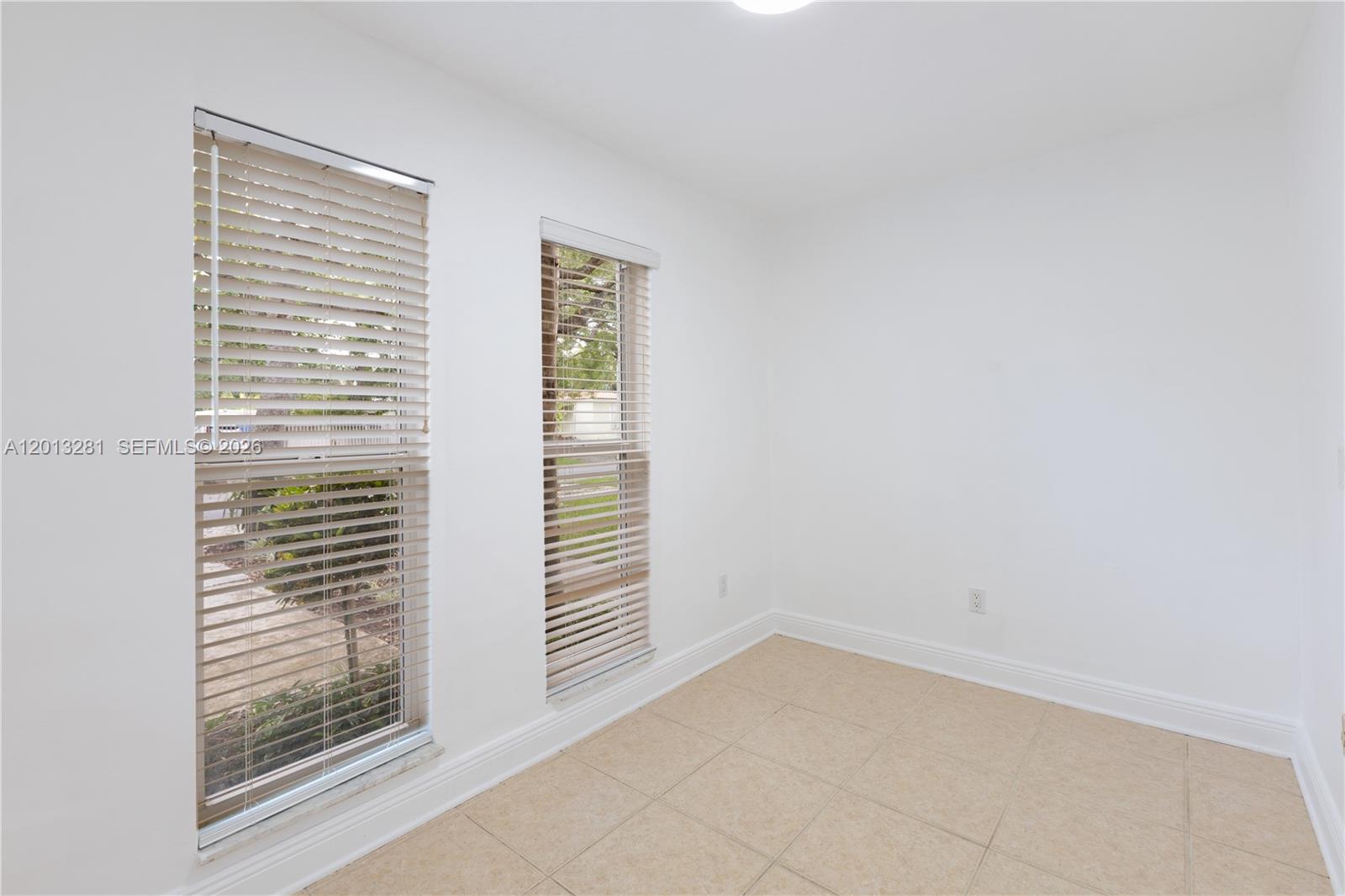 5770 Southwest 55th Street Miami, FL 33155 - Photo 10 of 38