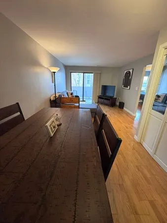 $2,500 | 20 Central Street, Unit 215, Salem, MA 01970