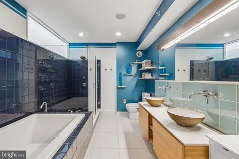 $725,000 | 151 West Laurel Street, Unit A, Philadelphia, PA 19123