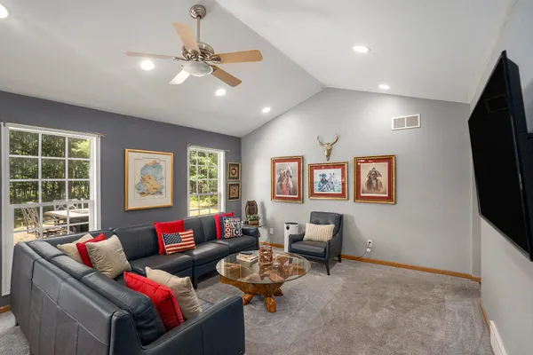 $399,500 | 2715 West 13 Mile Road, Bitely, MI 49309